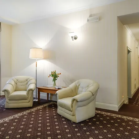 Hetman Hotel 3*