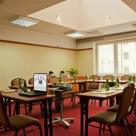 Hetman Hotel 3*