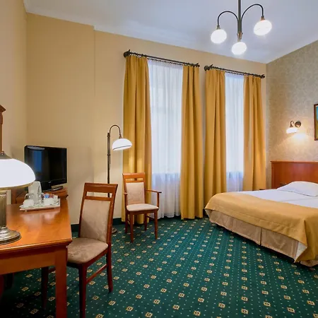 Hetman Hotel 3*